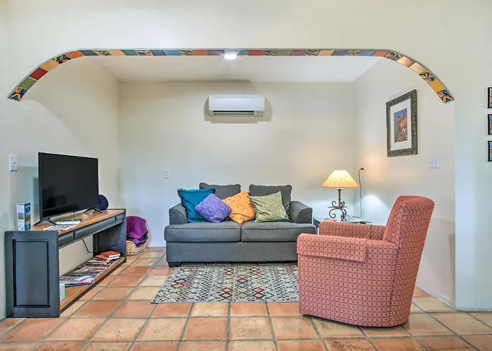 Holiday home Charming Casita Near Hiking & Biking! *