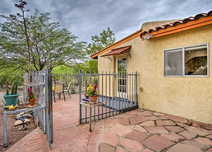Charming Casita Near Hiking & Biking! Tucson