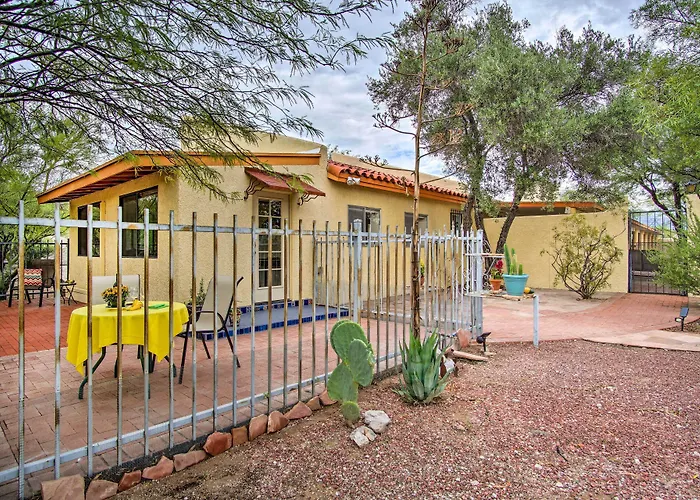 Holiday home Charming Casita Near Hiking & Biking! *
